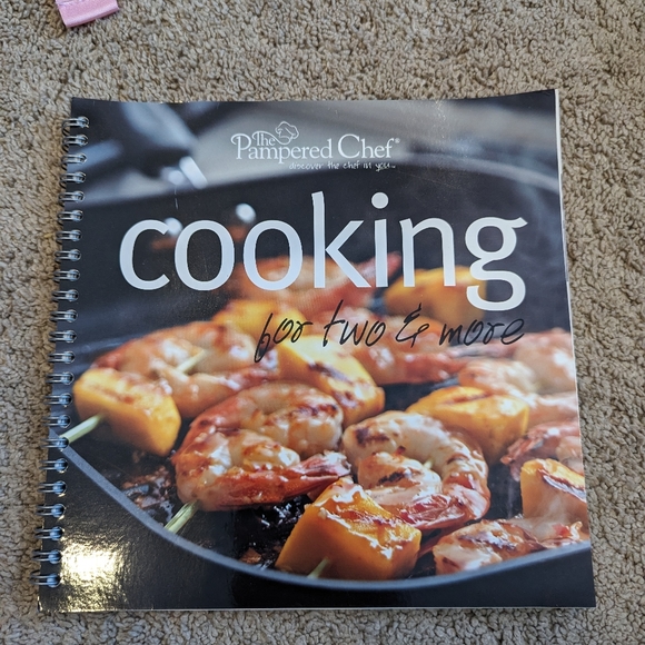 Pampered Chef Softcover Spiral Cookbook Cooking for Two or More - Picture 1 of 5